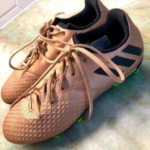 Adidas Messi 16.3 metallic soccer cleats size 13.5